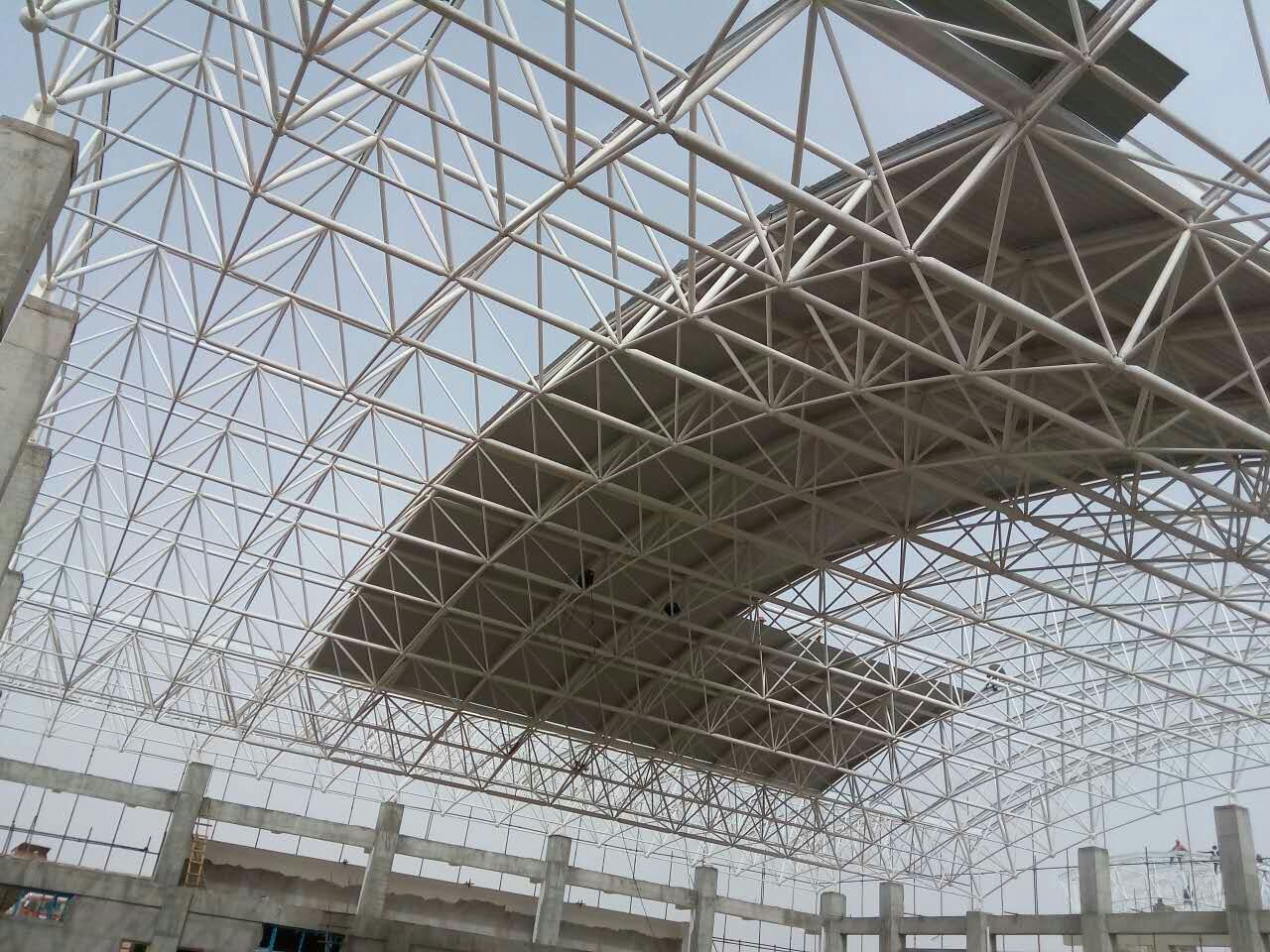 海东一汽网架
